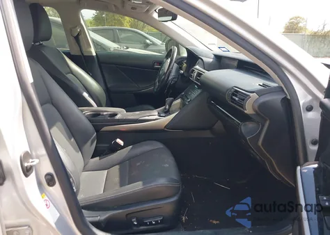 2017 Lexus Is 200T из США, поврежденный, VIN JTHBA1D23H5059662